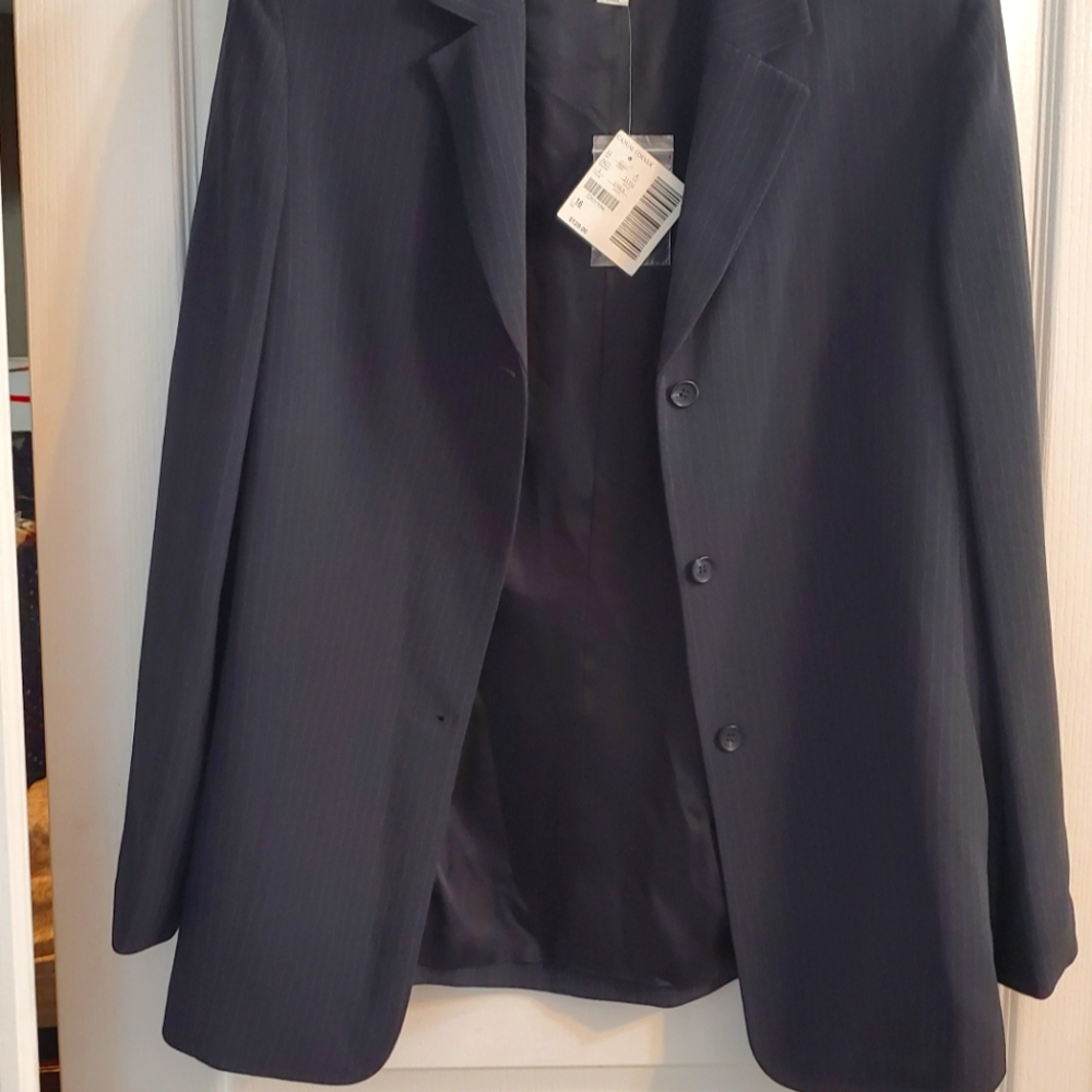 Casual Corner gray pinstripe size 16